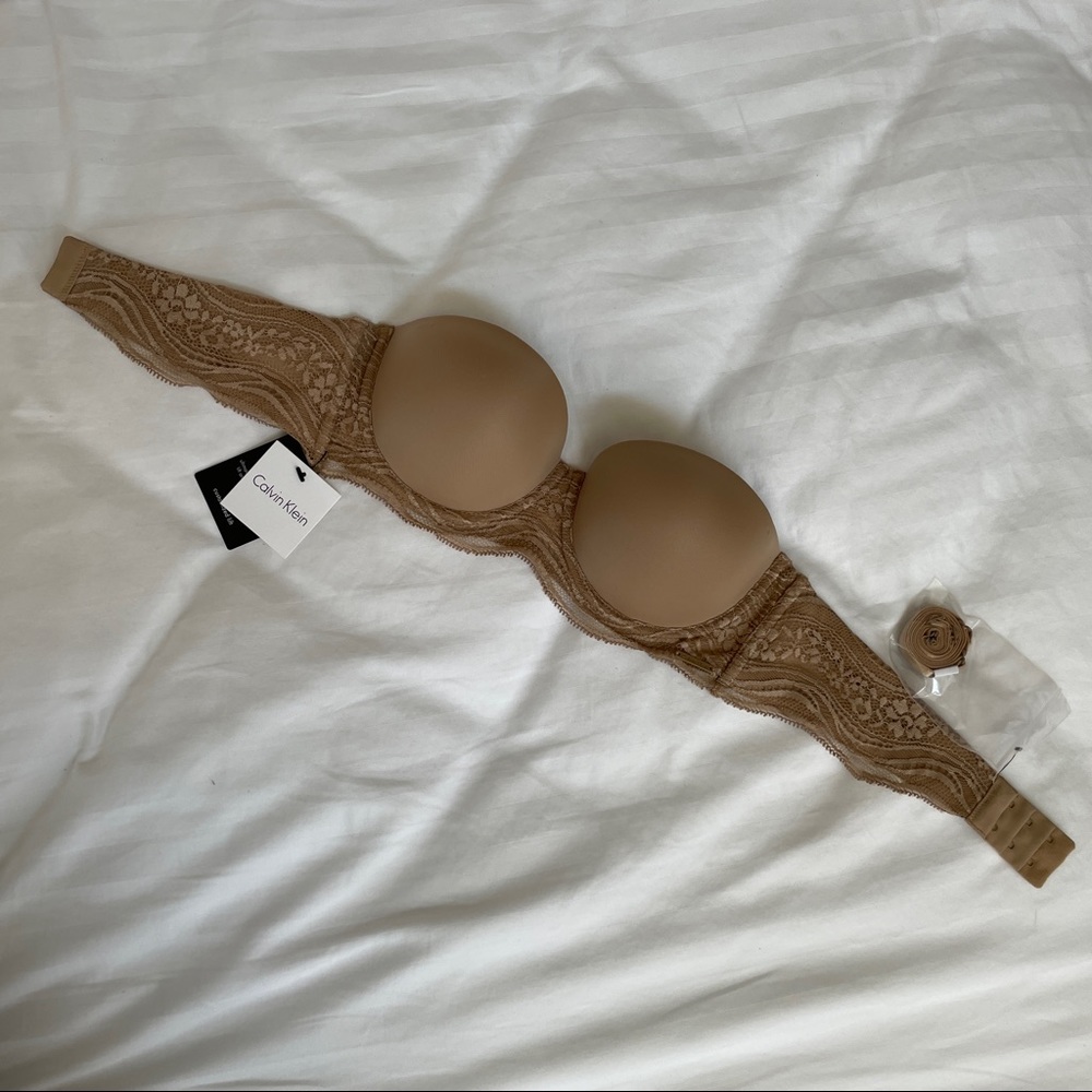 Calvin Klein Seductive Comfort Strapless Lift Convertible Bra 34B NWT